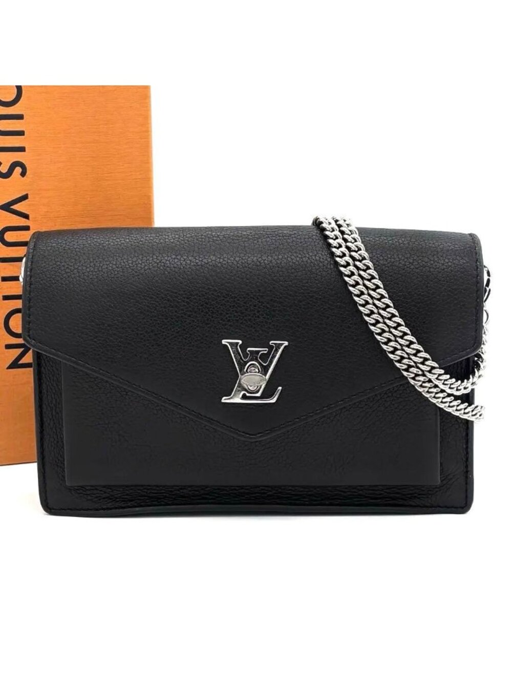 Louis Vuitton Pochette Lockme Chain 2-Way Shoulder Bag
